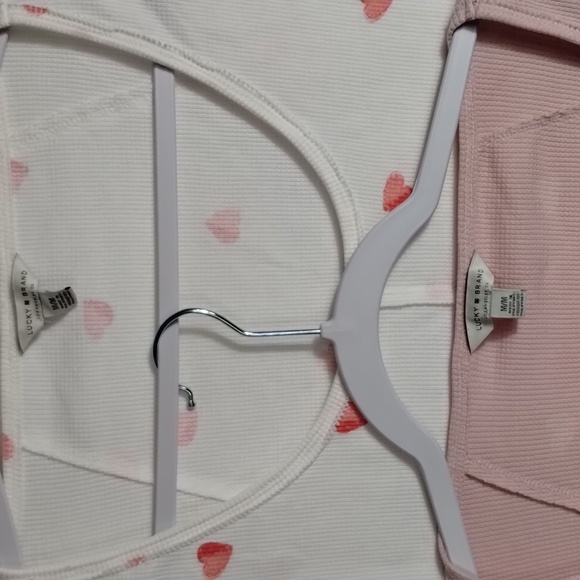 Lucky Brand Women's Long Sleeve ❤️ Shirts Bundle Size M Color Wht/Red -Pink/Wht - Picture 6 of 12